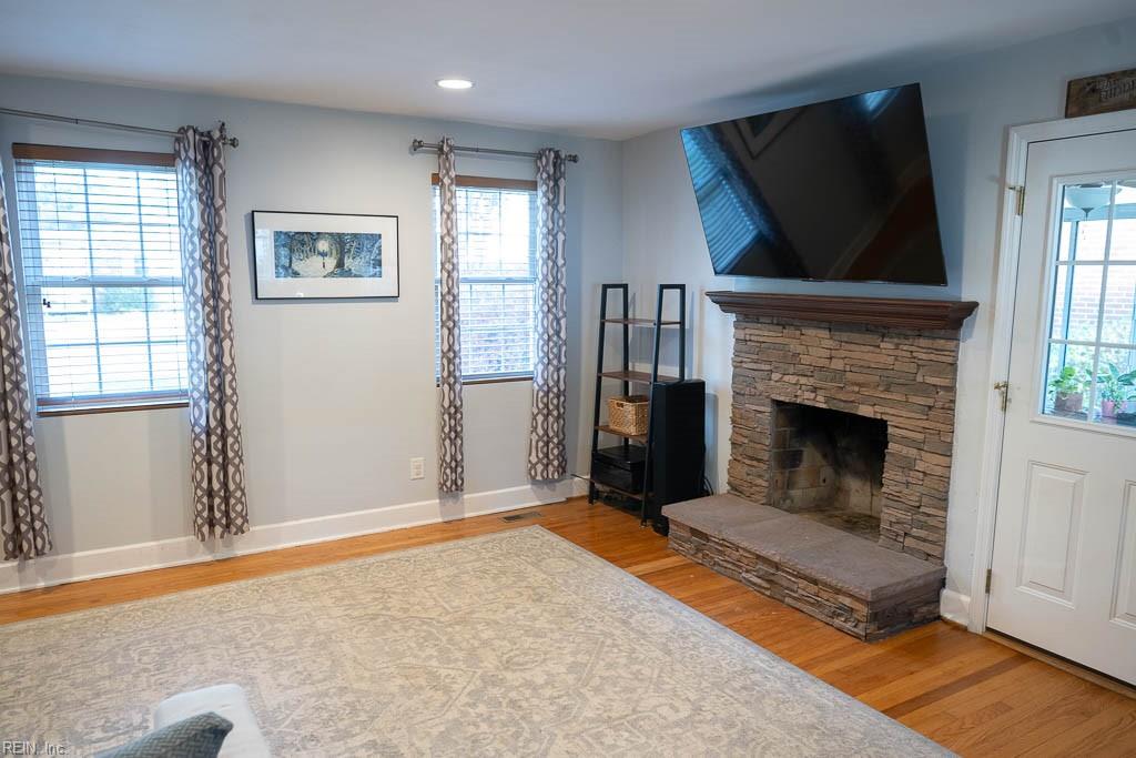 105 Carlisle WAY