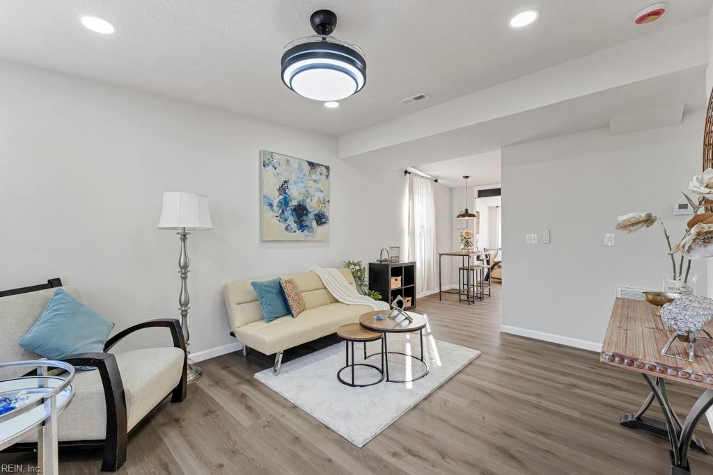 220 Velva DR