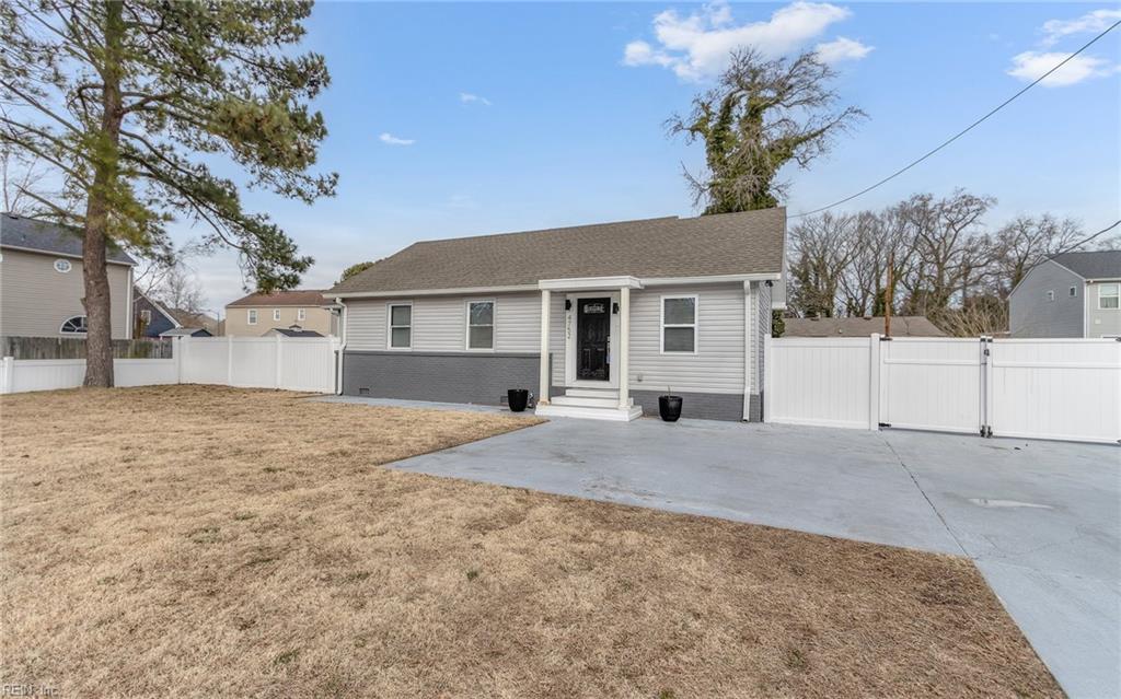 4752 First Court RD