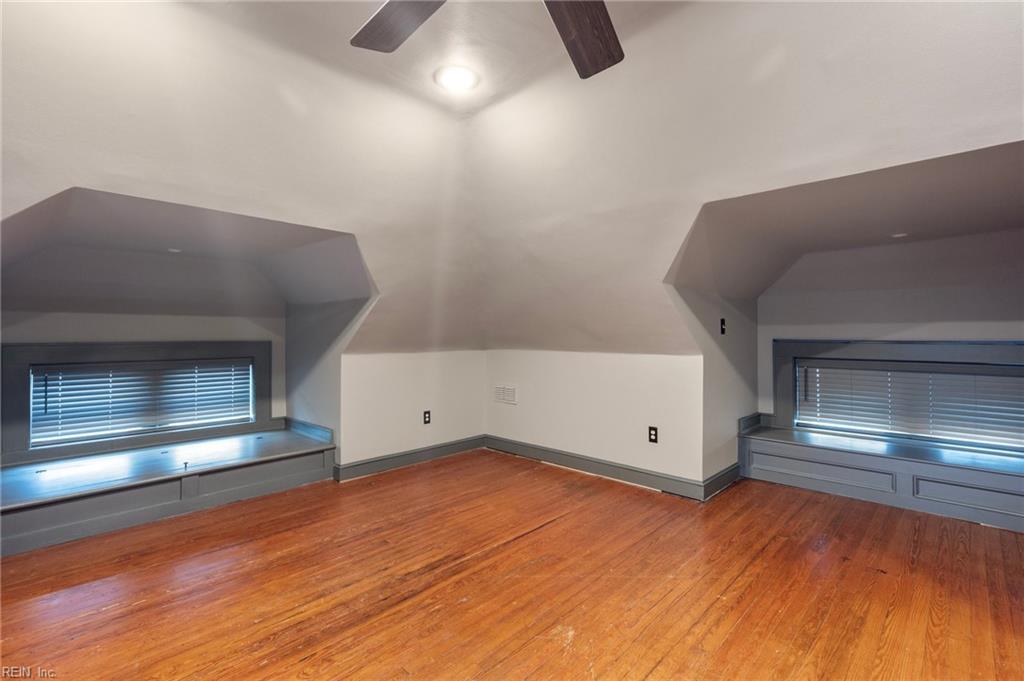 503 W 38th ST