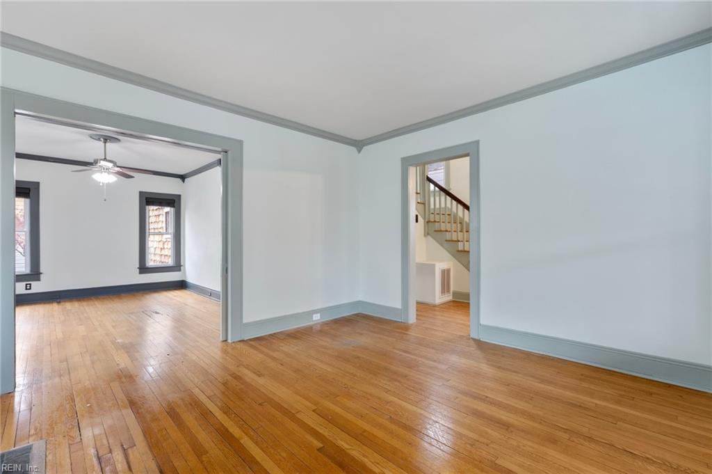 503 W 38th ST