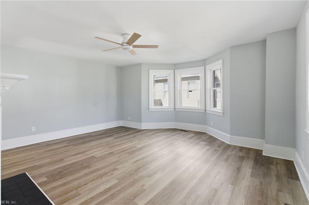 327 Cedar ST