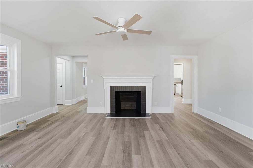 327 Cedar ST