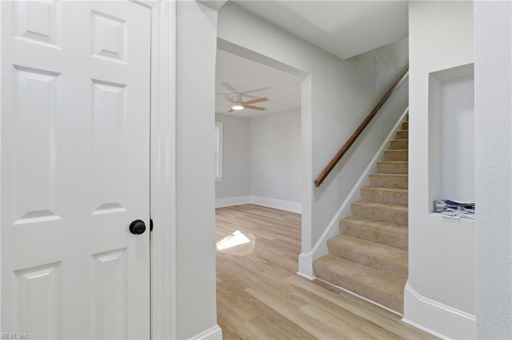 327 Cedar ST