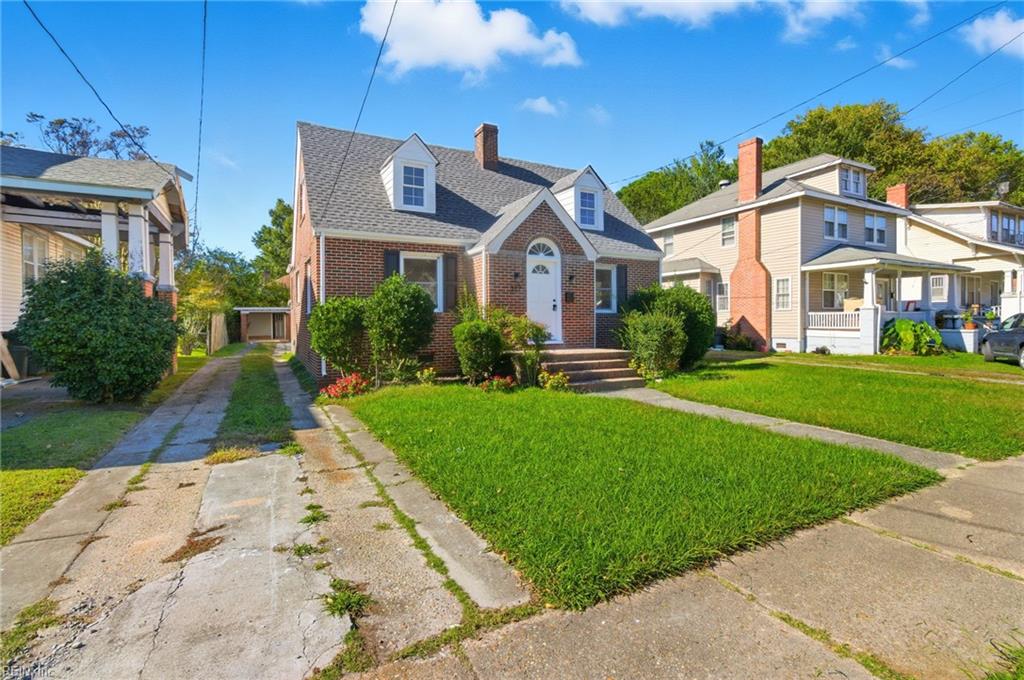 327 Cedar ST