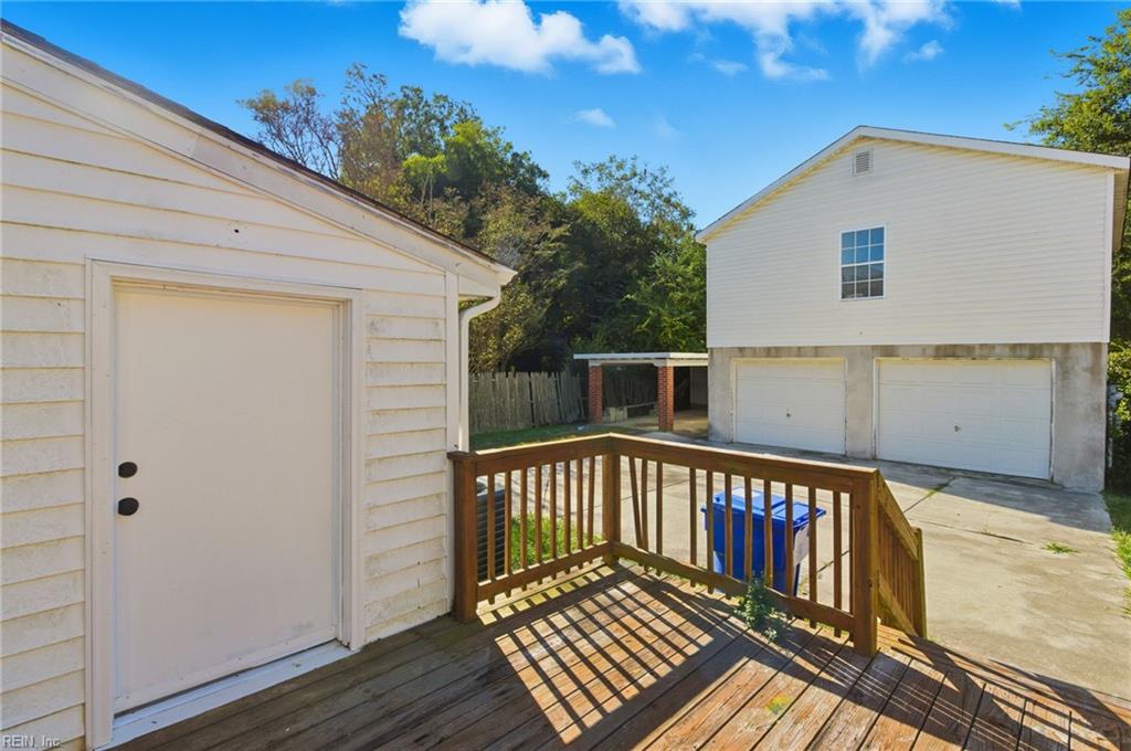 327 Cedar ST