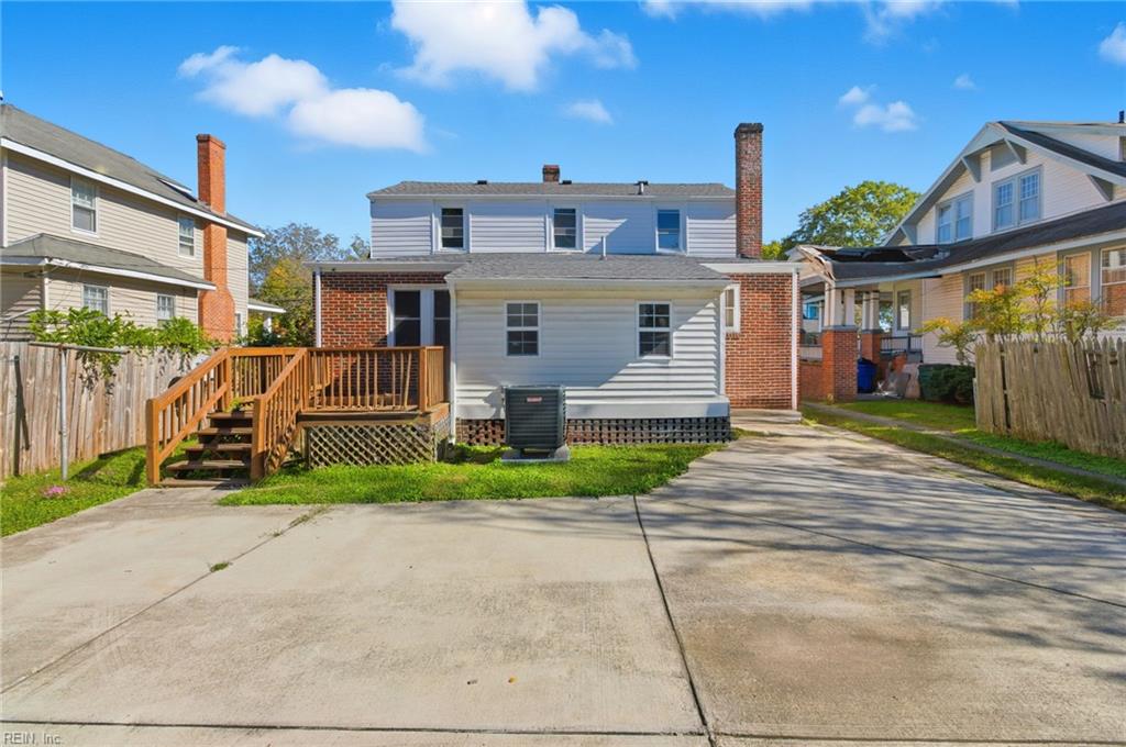 327 Cedar ST
