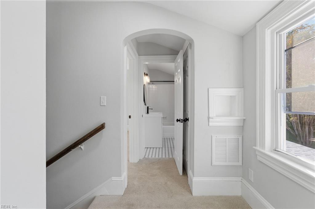 327 Cedar ST