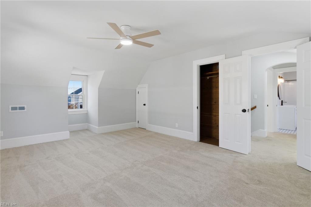 327 Cedar ST