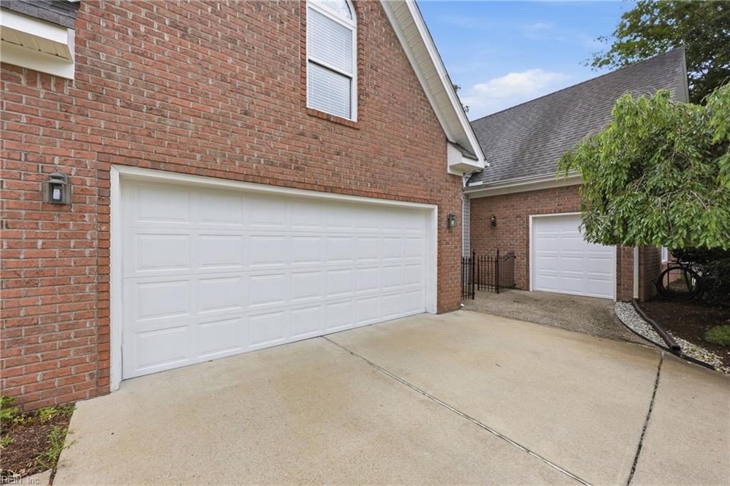 2724 Longworth CT