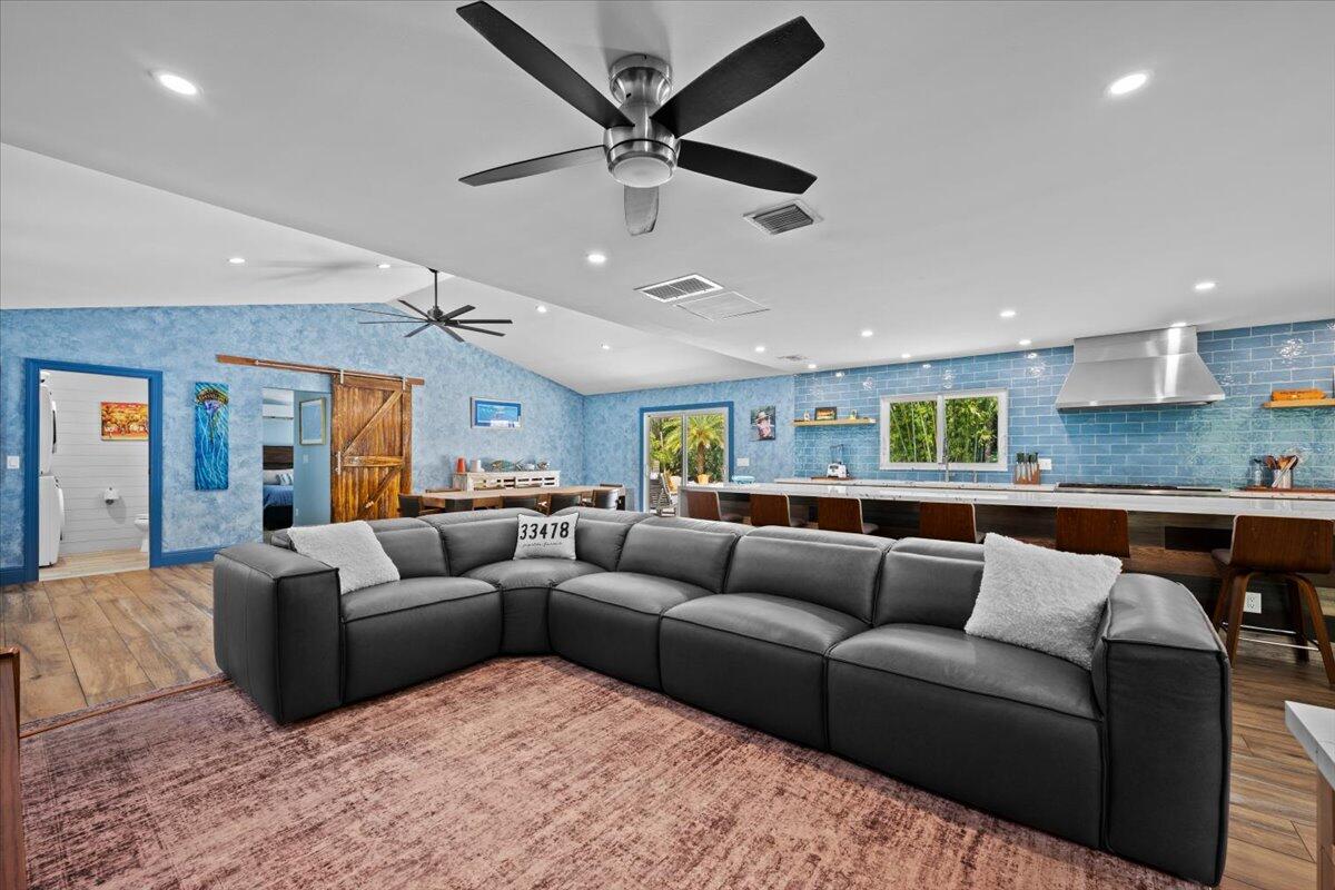 13515 N 155th Pl Place N, Farms