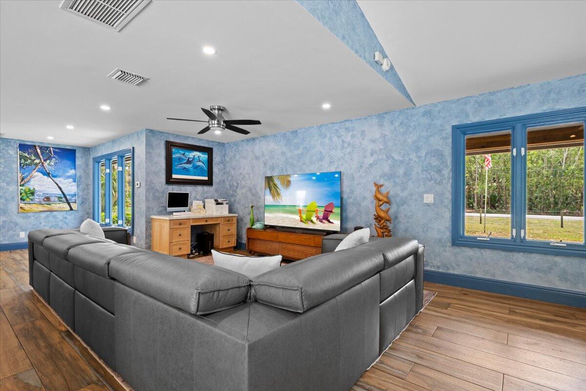 13515 N 155th Pl Place N, Farms