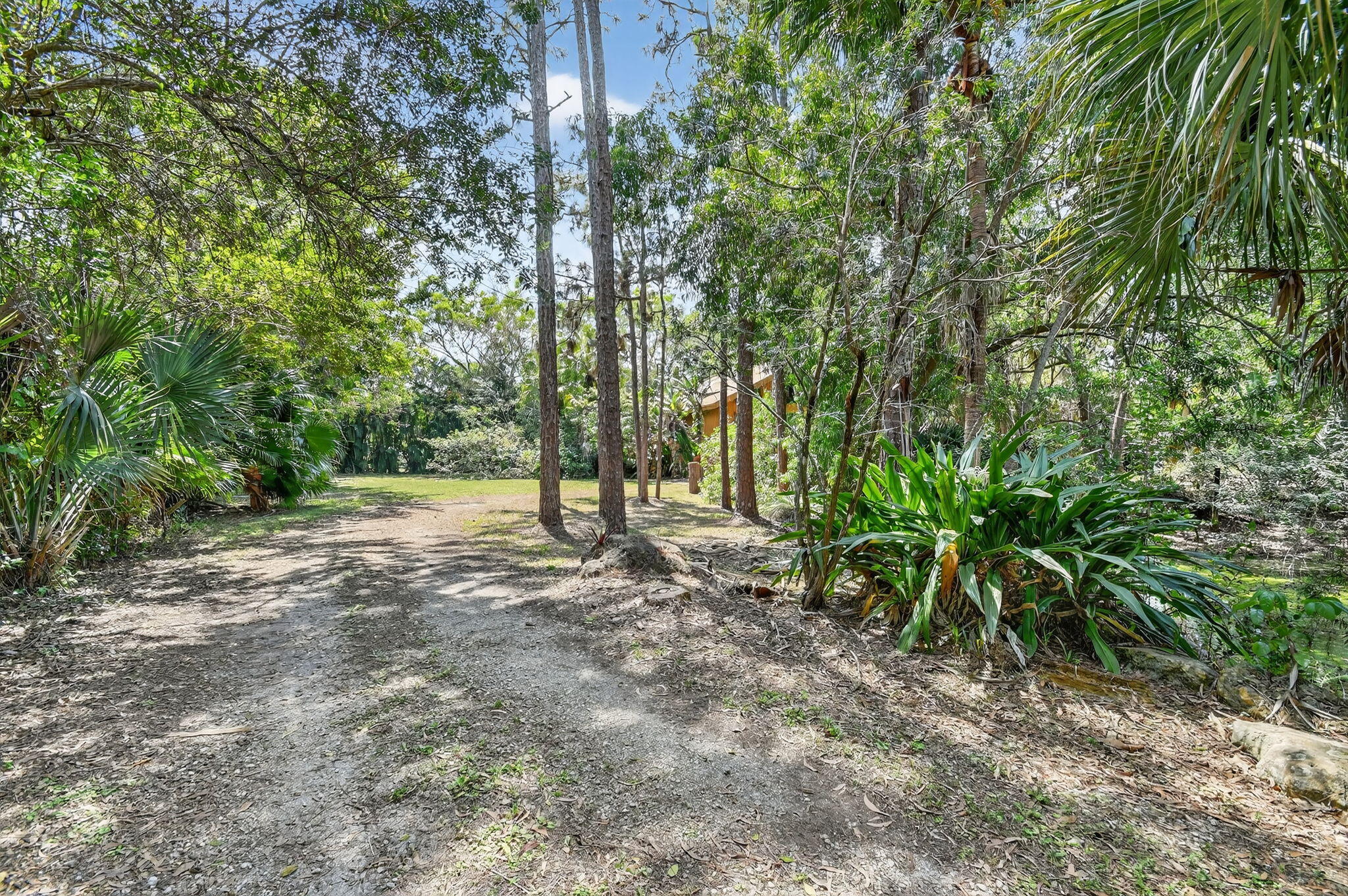 12140 57th Rd Road N