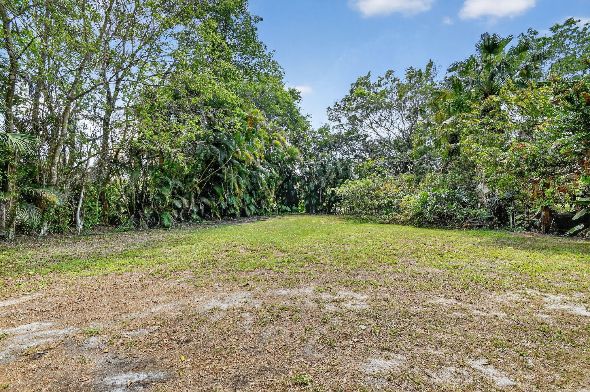 12140 57th Rd Road N