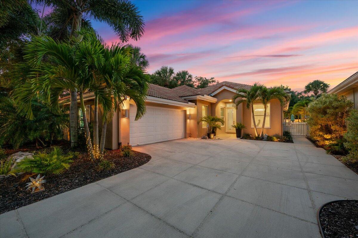 169 Hampton Circle