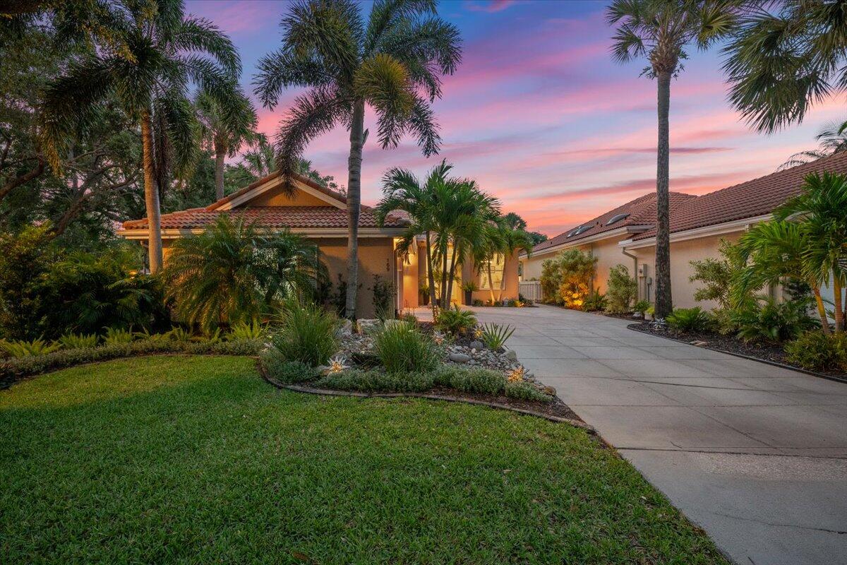 169 Hampton Circle