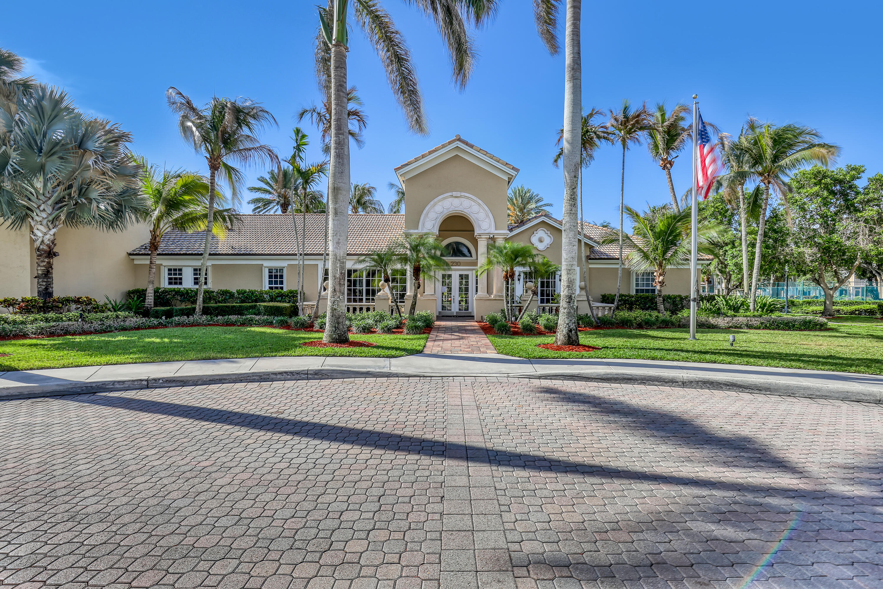 278 Village Boulevard 8208