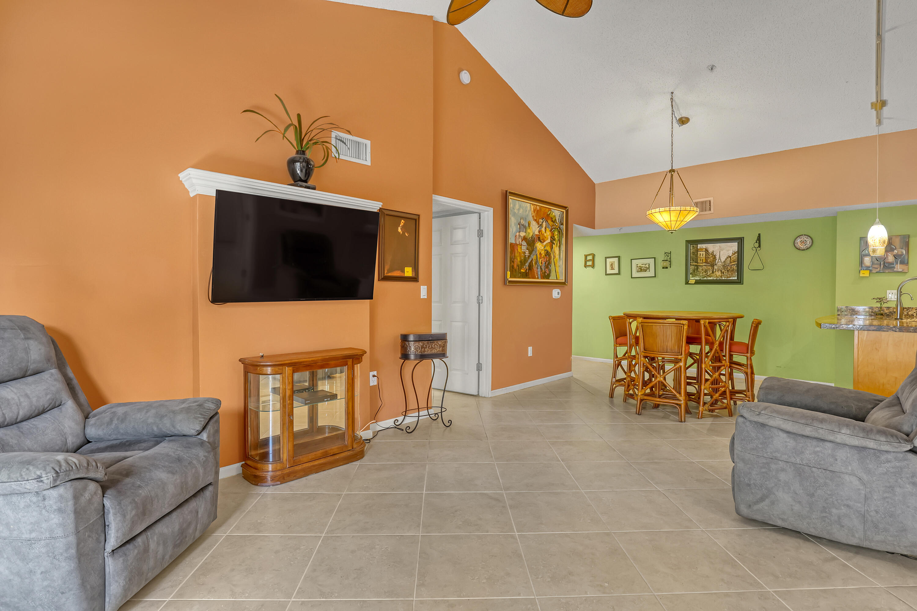 278 Village Boulevard 8208