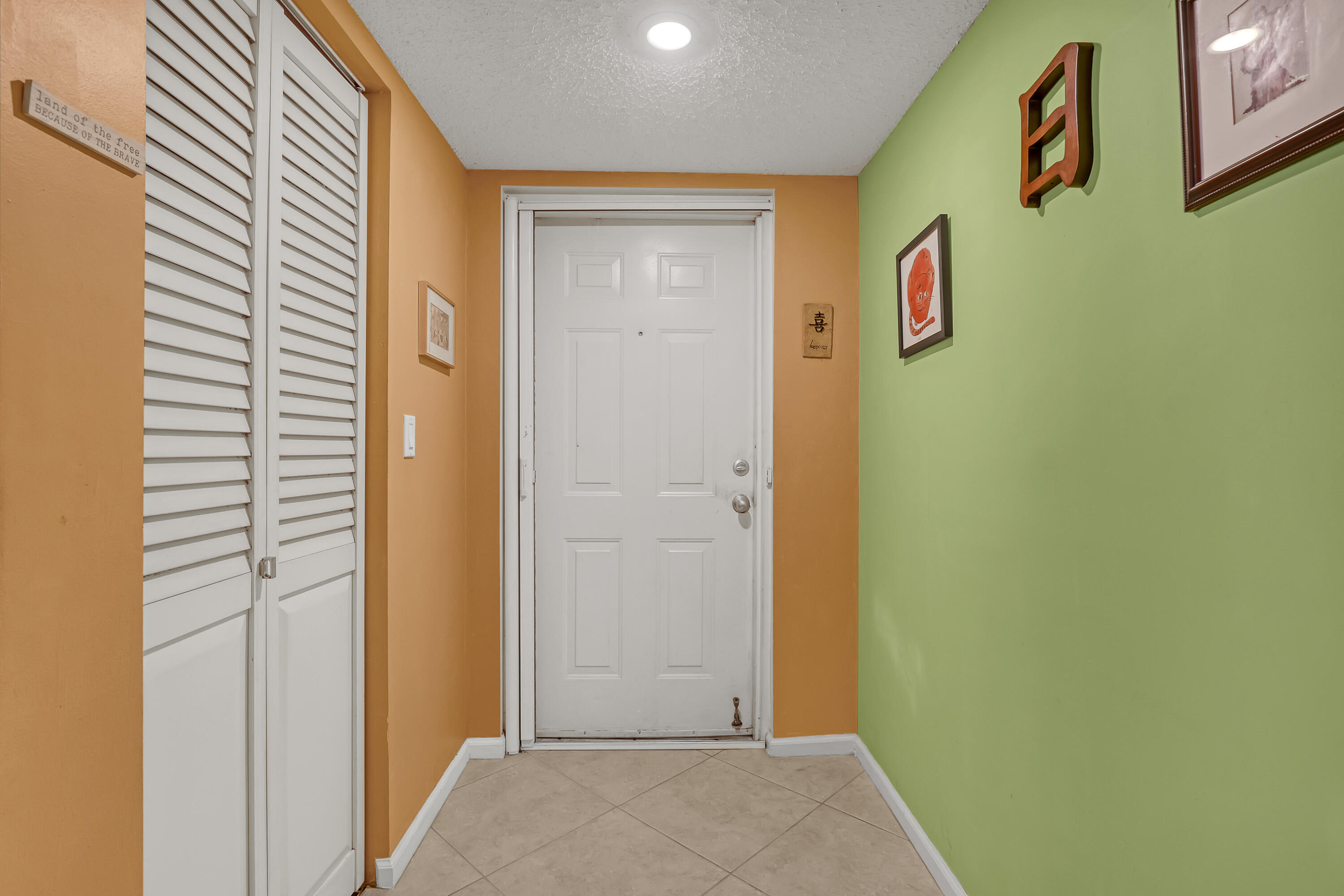 278 Village Boulevard 8208