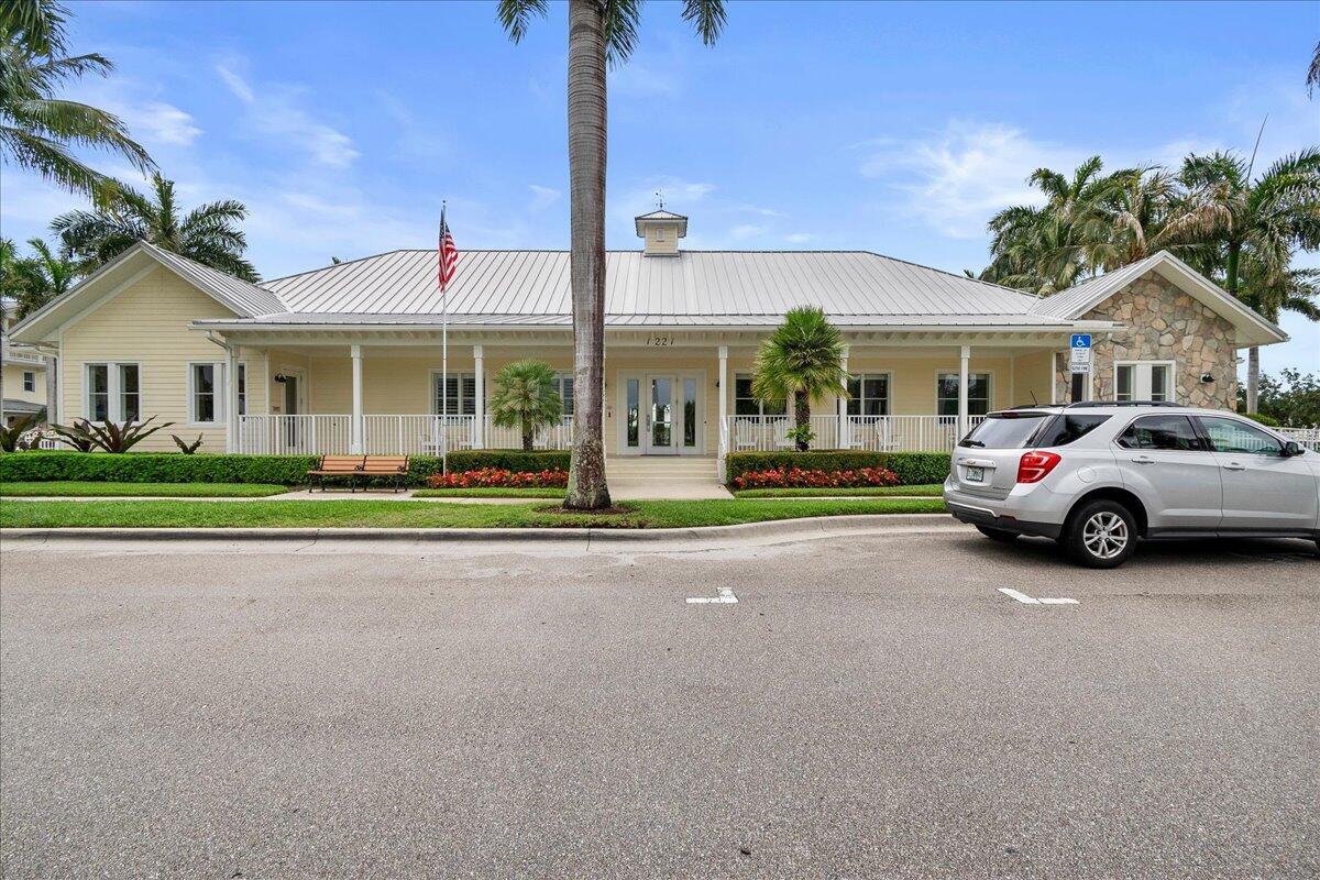 1306 S Jeaga Drive
