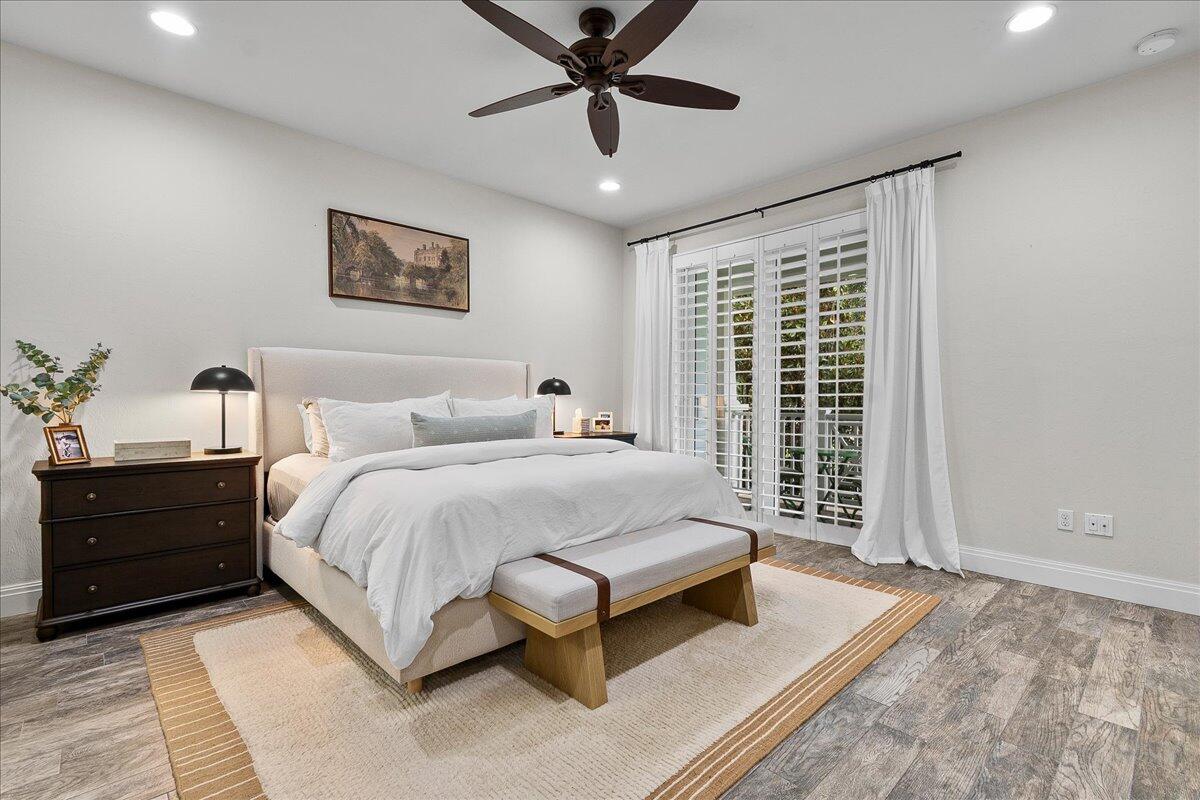 1306 S Jeaga Drive