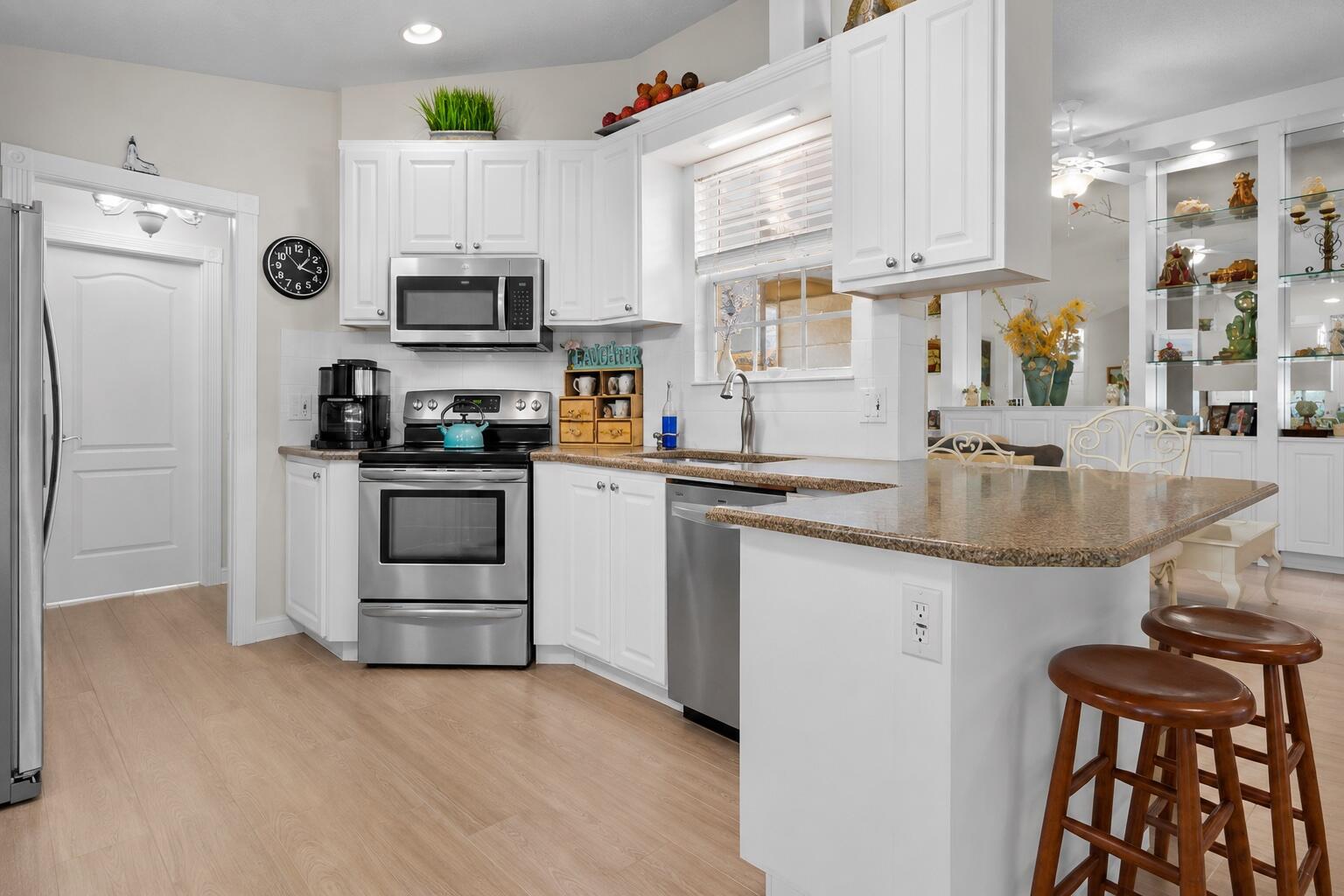 3277 SE Glacier Terrace