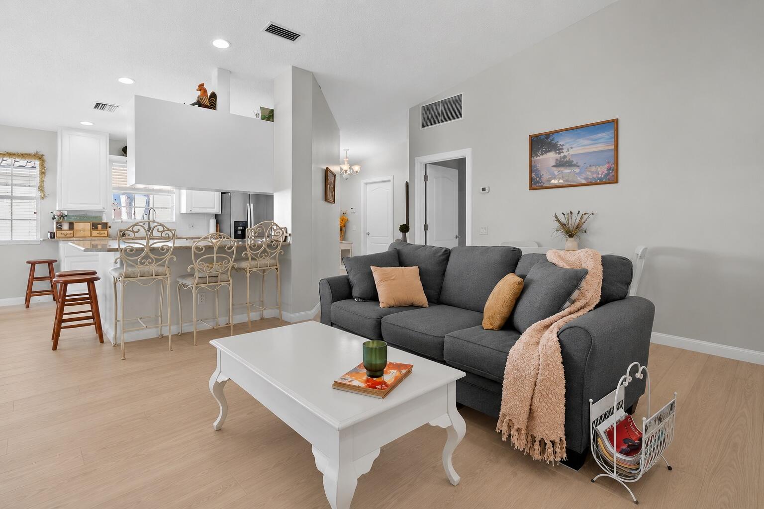 3277 SE Glacier Terrace