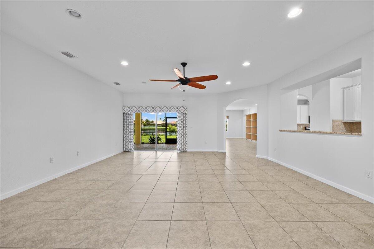 12158 SW AVENTINO Drive, Port St. Lucie