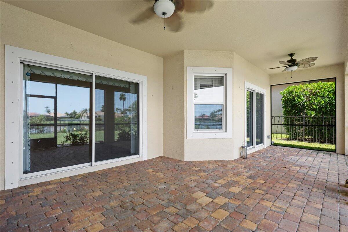 12158 SW AVENTINO Drive, Port St. Lucie
