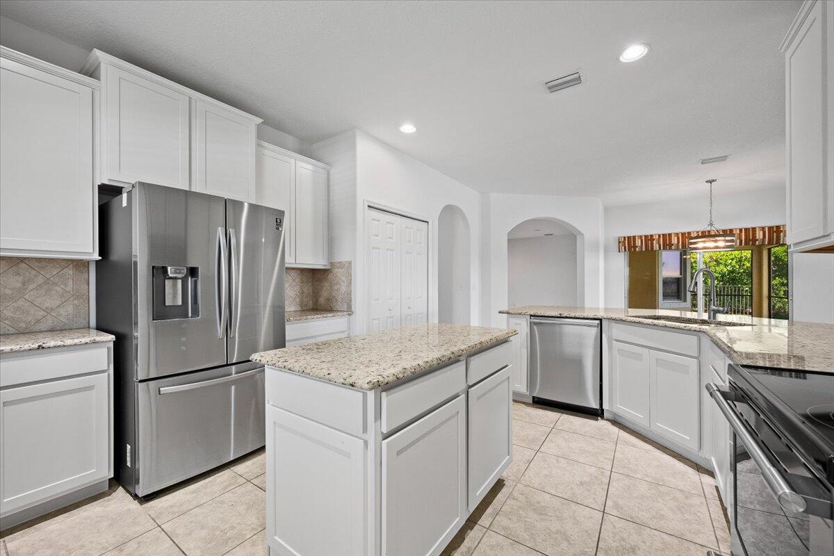 12158 SW AVENTINO Drive, Port St. Lucie