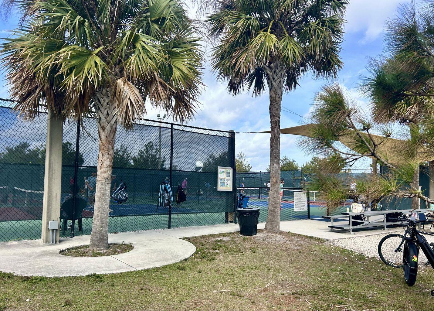 331 TEQUESTA Drive Unit: 216