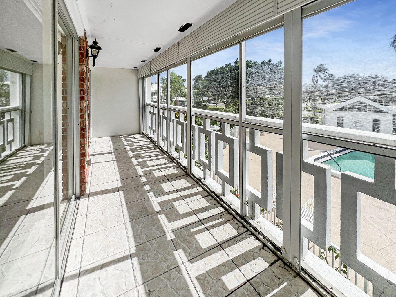 331 TEQUESTA Drive Unit: 216