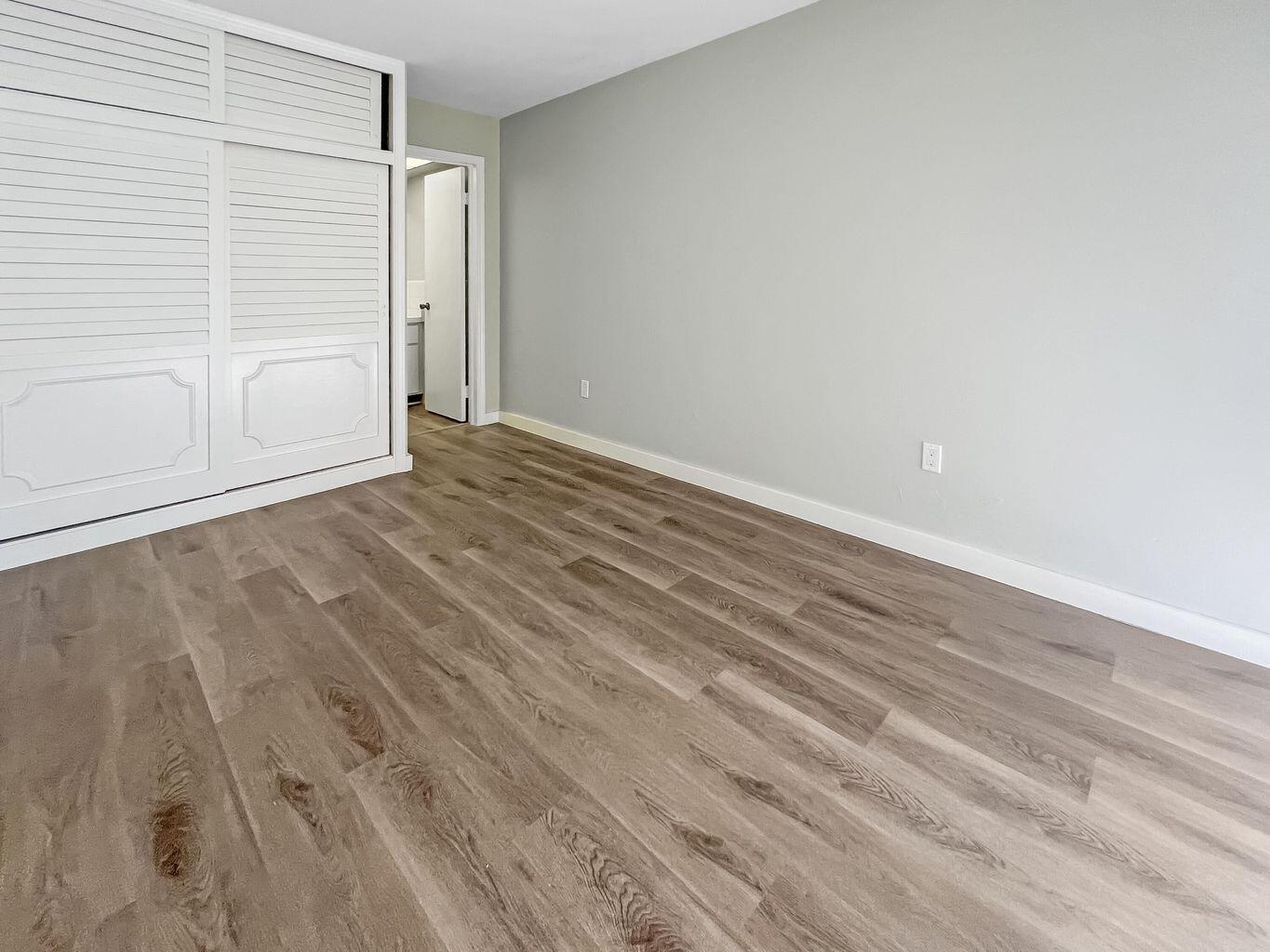 331 TEQUESTA Drive Unit: 216