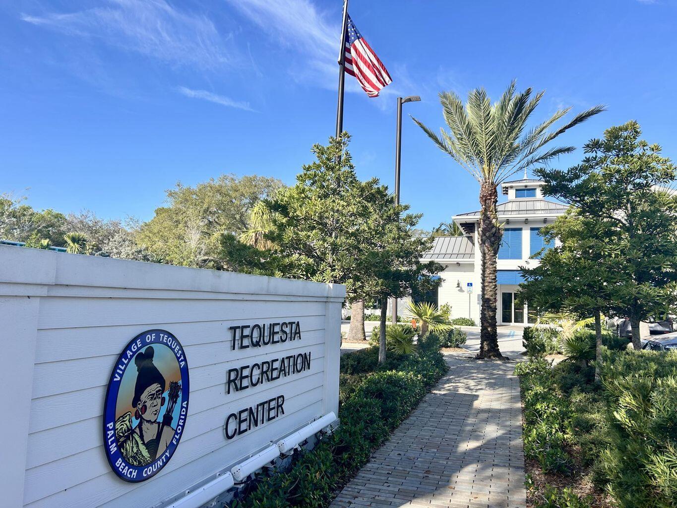 331 TEQUESTA Drive Unit: 216
