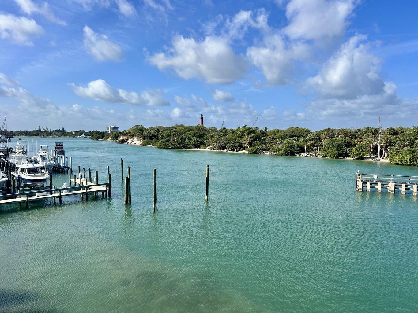 331 TEQUESTA Drive Unit: 216