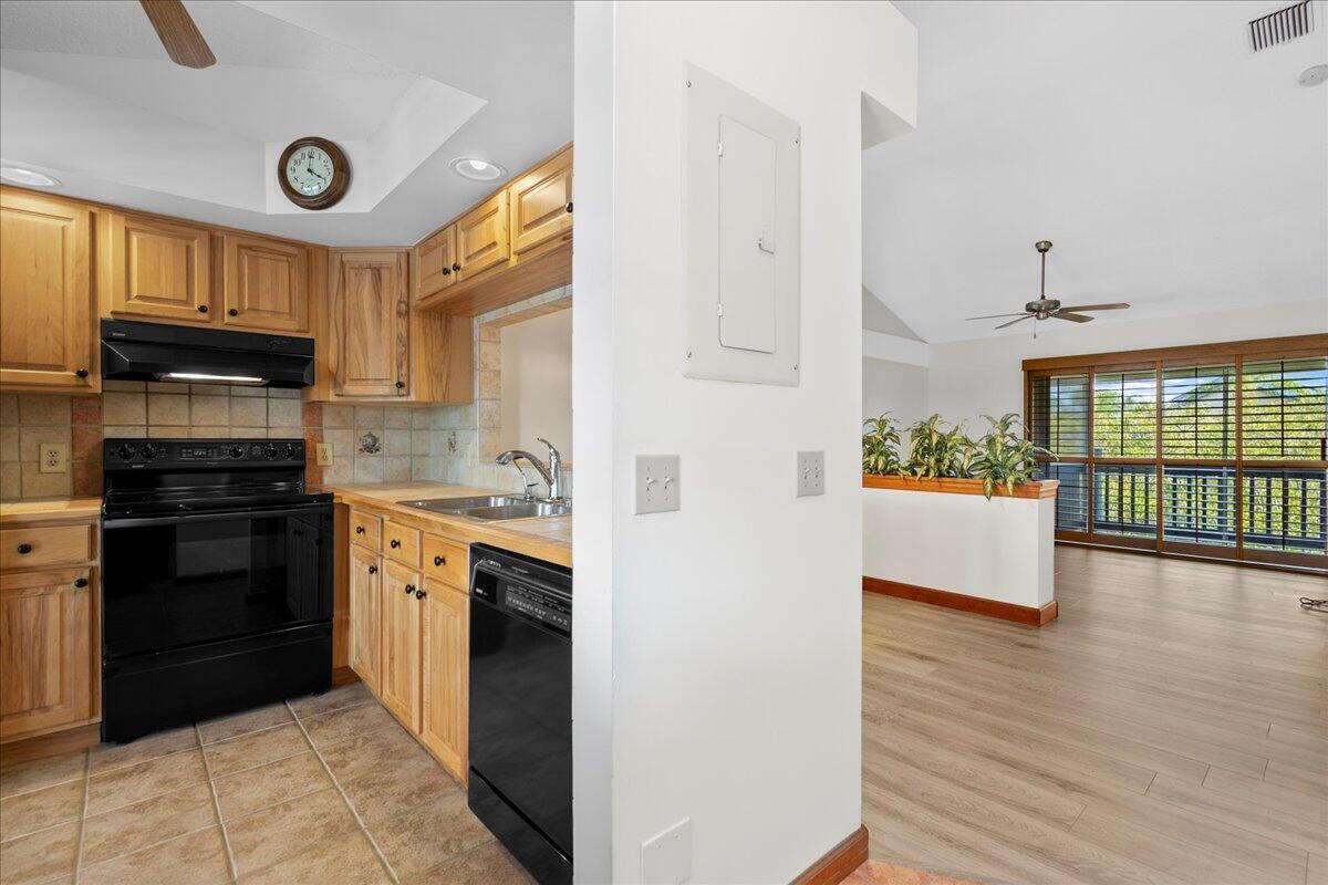 1481 NE 14TH Court U-7