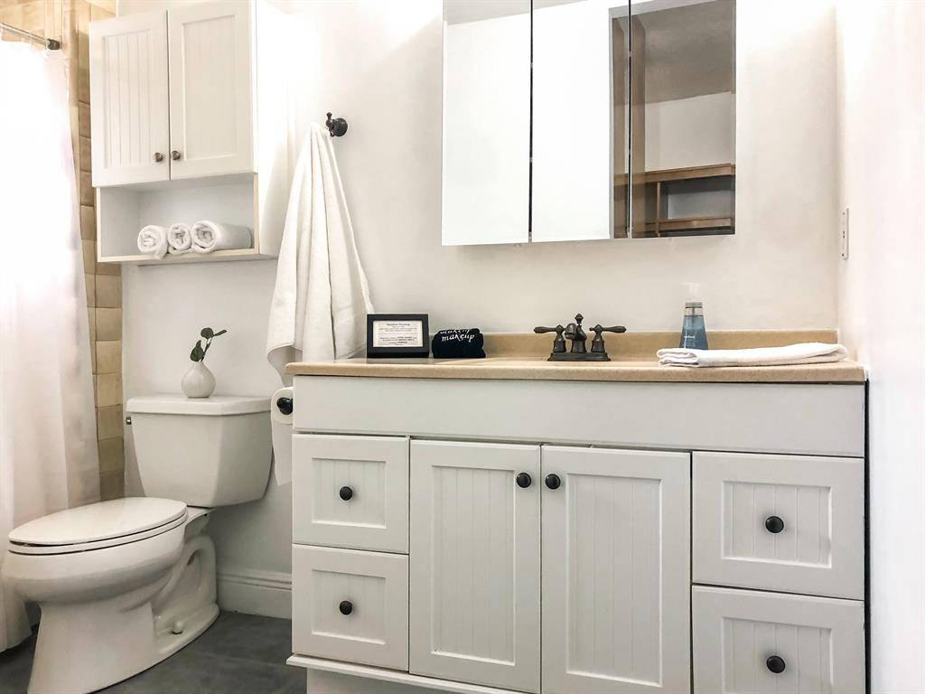 5900 Tidewater Drive