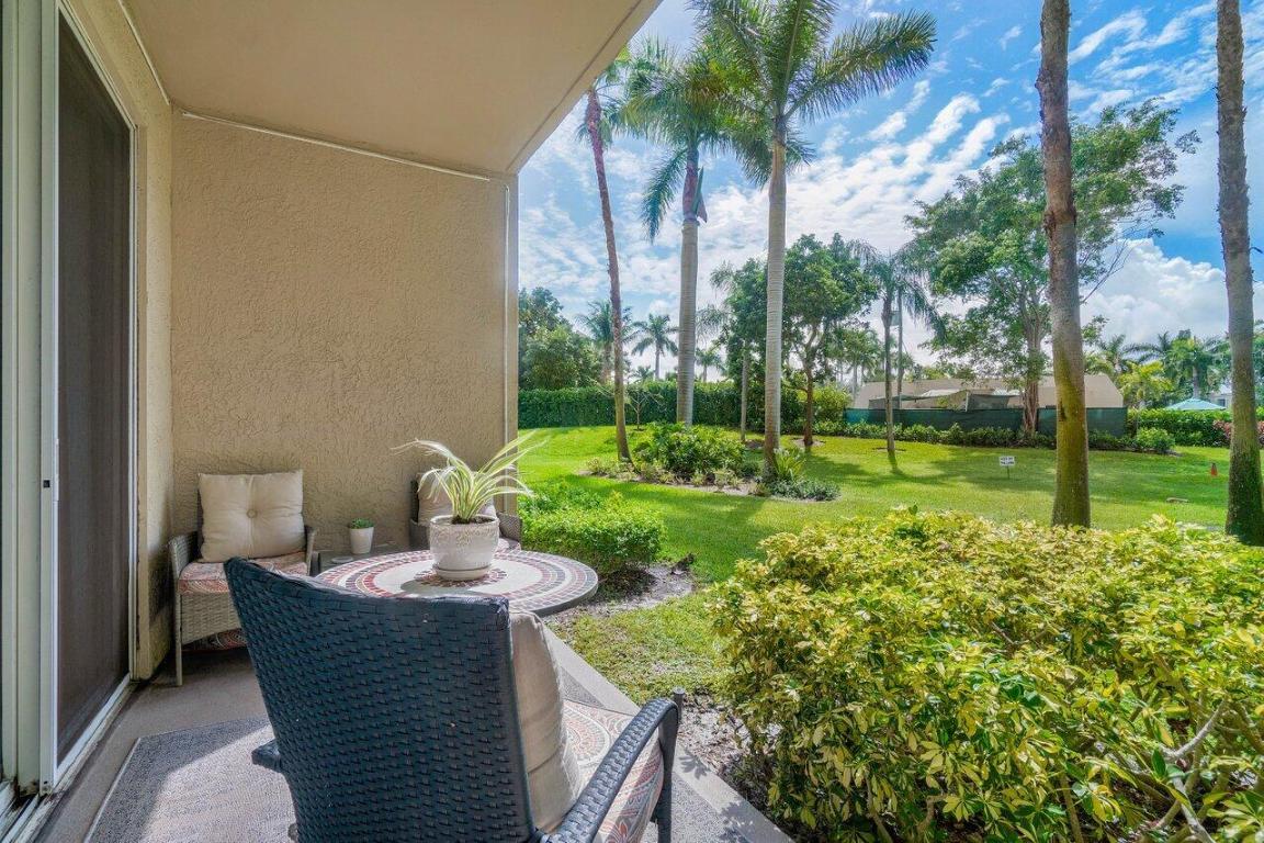 26 Royal Palm Way Unit: 106