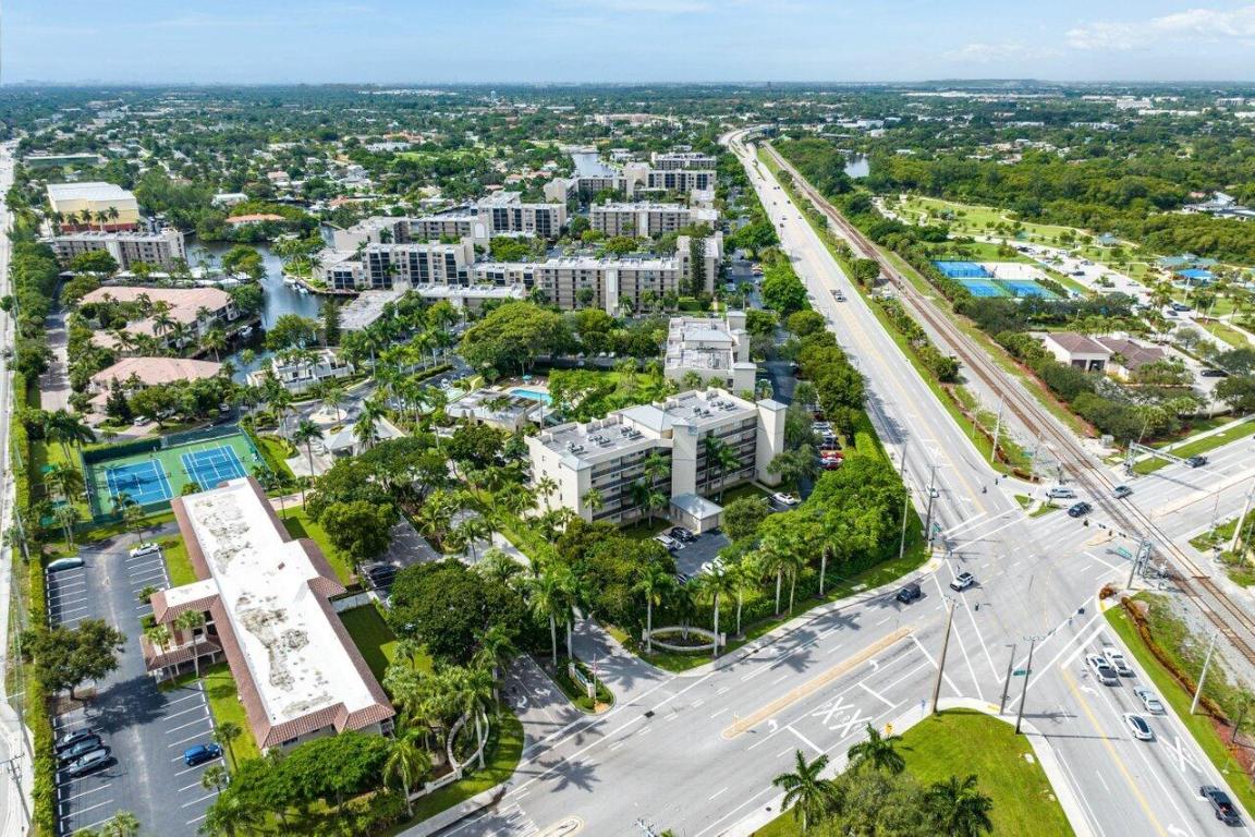 26 Royal Palm Way Unit: 106