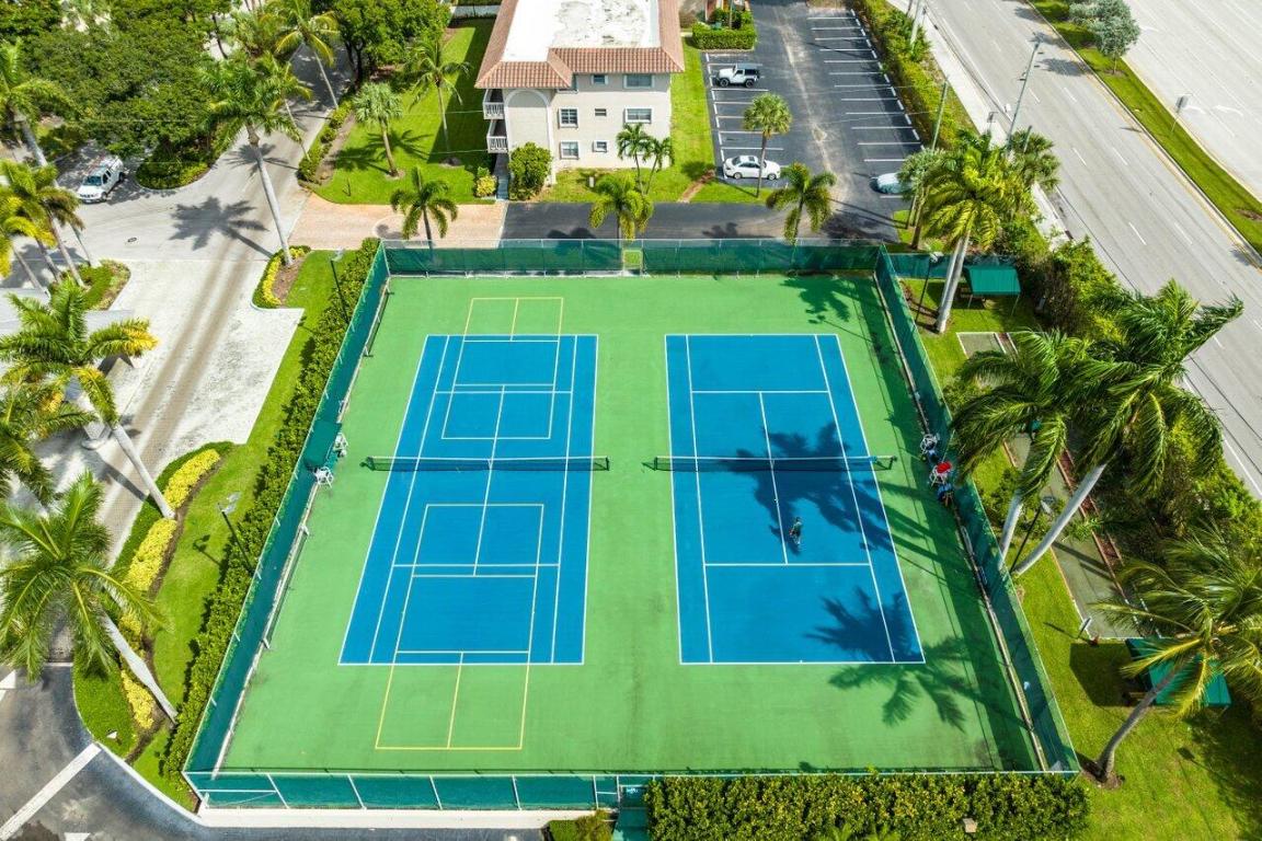 26 Royal Palm Way Unit: 106