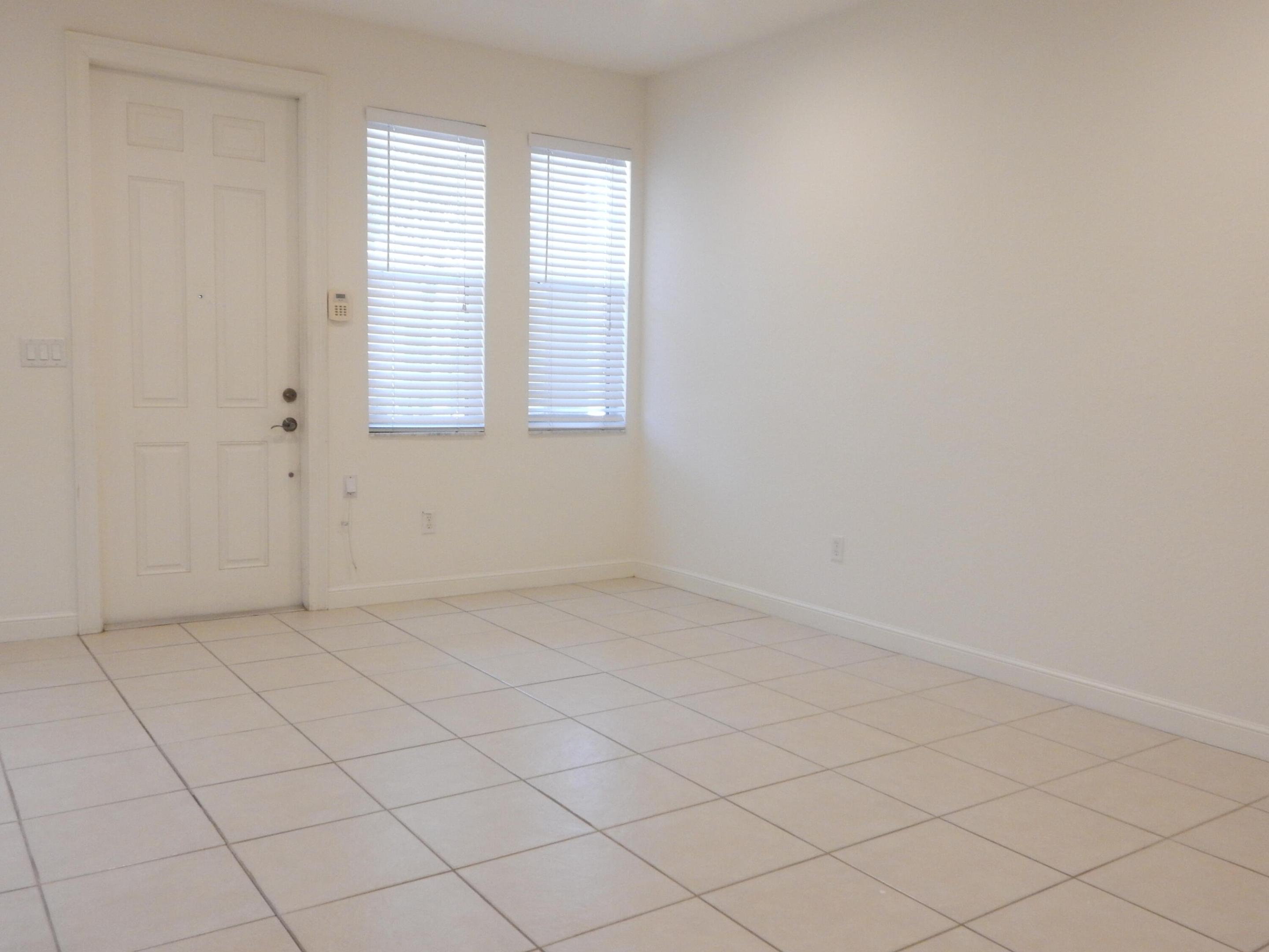 580 Pacific Grove Drive 4