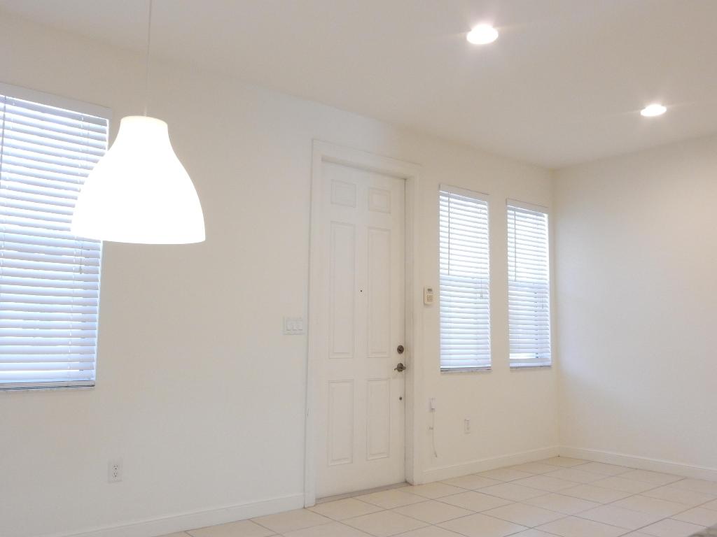 580 Pacific Grove Drive 4