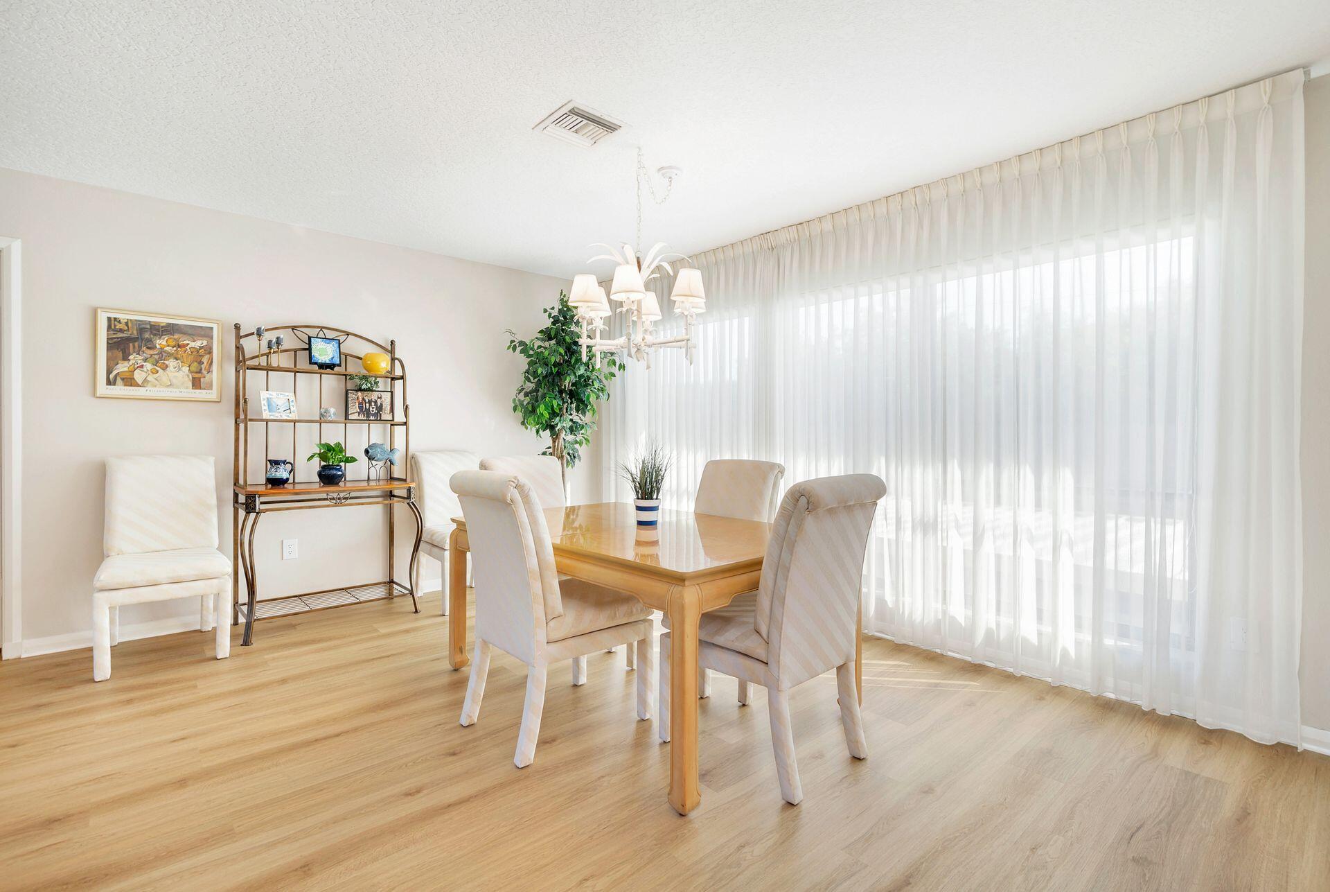 23 SE Turtle Creek Drive F