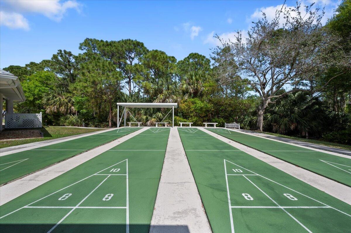 6930 SE Lillian Court