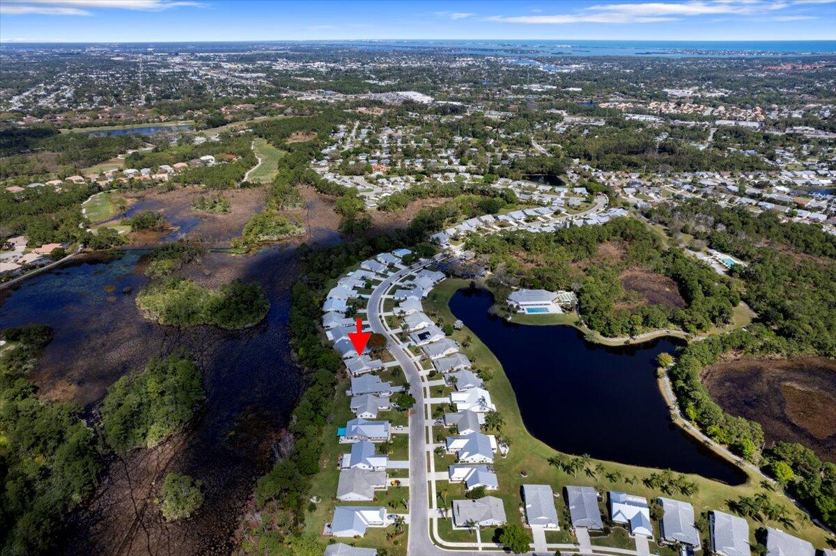 6930 SE Lillian Court