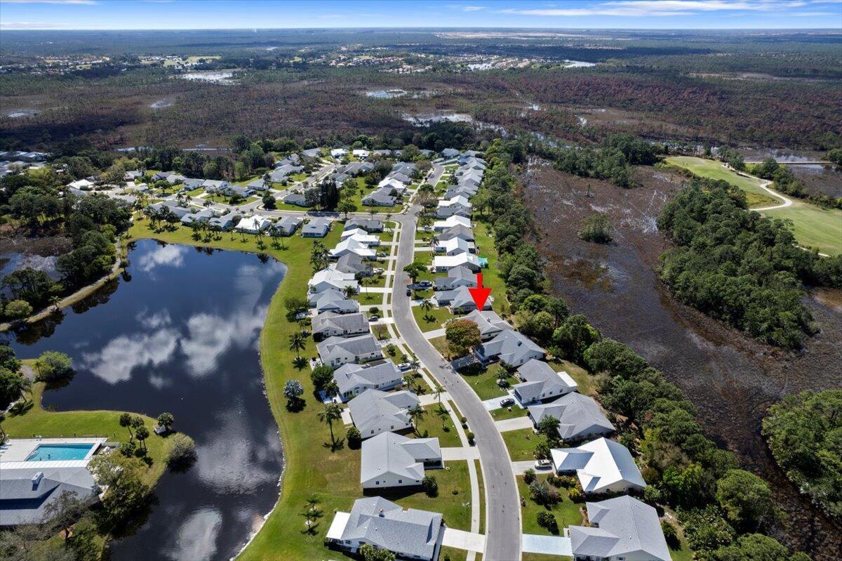 6930 SE Lillian Court