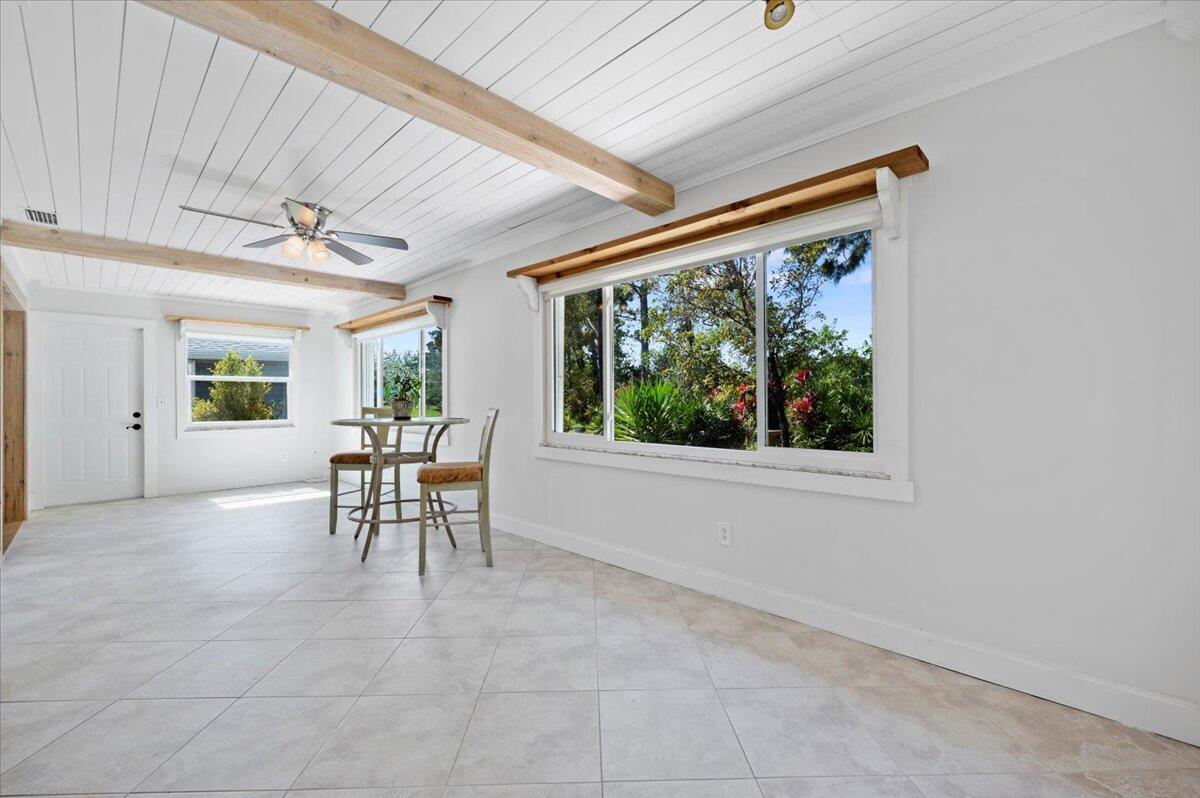 6930 SE Lillian Court