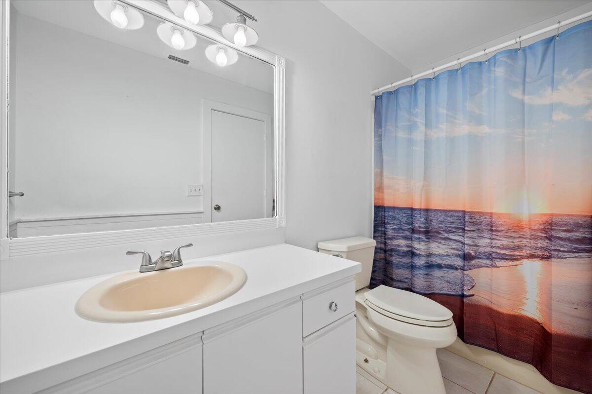 6930 SE Lillian Court