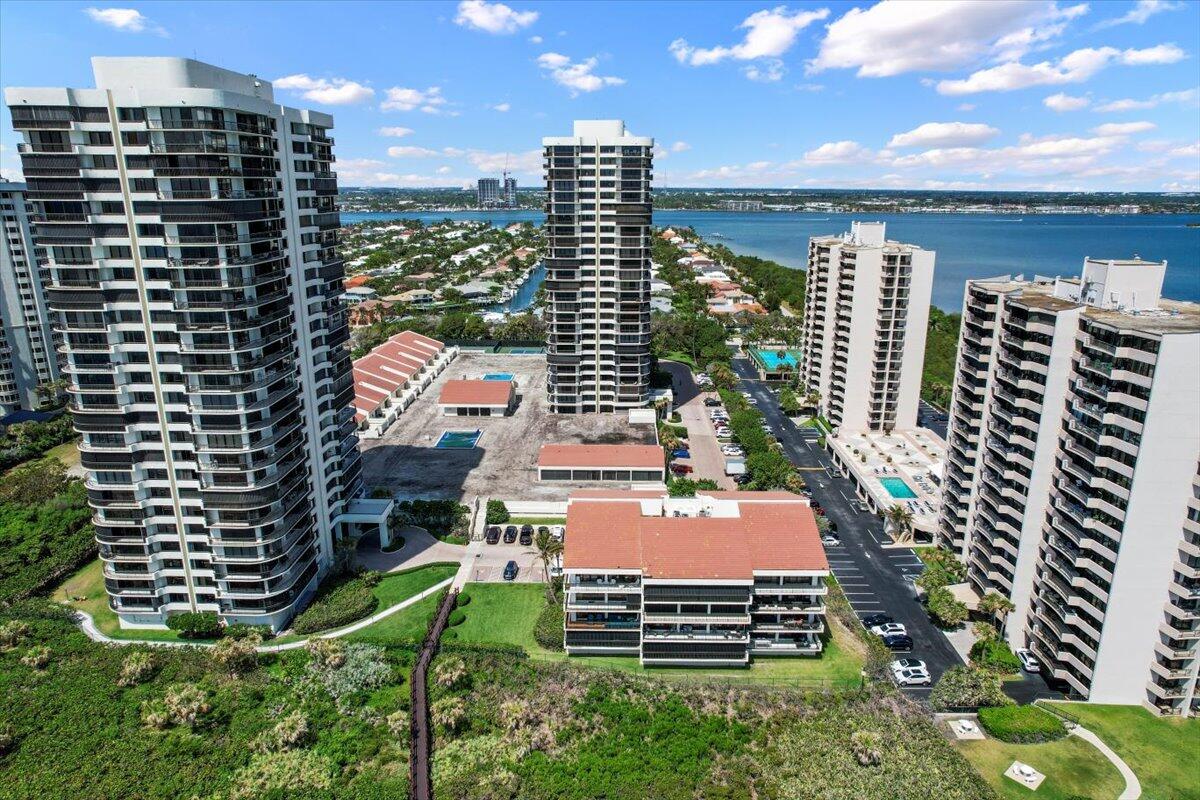 4050 N Ocean Drive 101