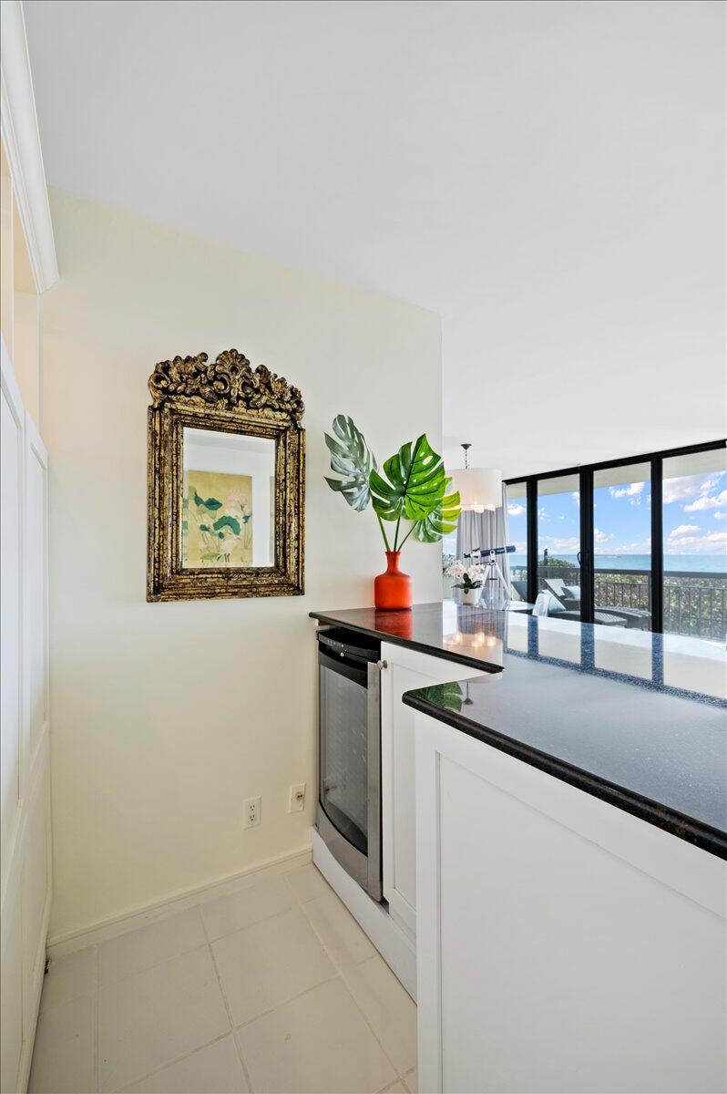 4050 N Ocean Drive 101